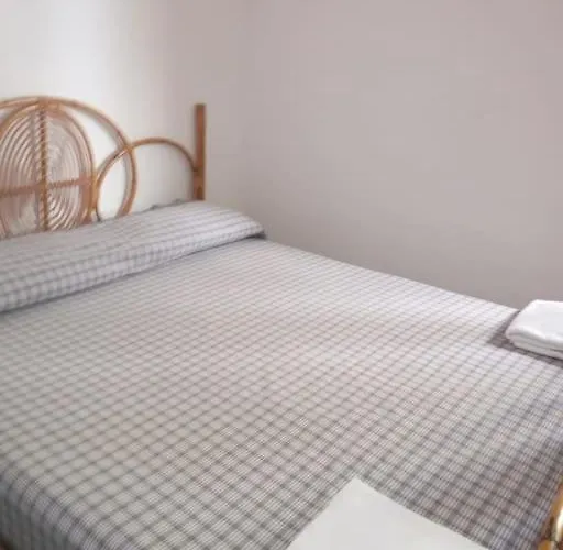Casa Vacanza Rita * מונדרגונה