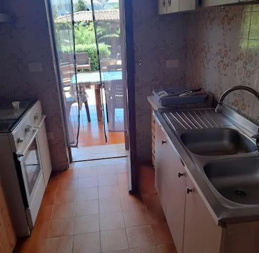 בית נופש Casa Vacanza Rita מונדרגונה